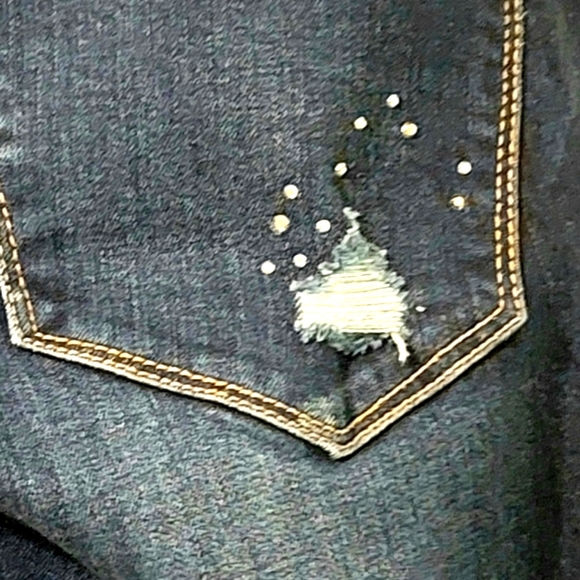 Bebe Women's Studded Distressed and Ripped Denim Jeans Size 28 - Picture 12 of 16